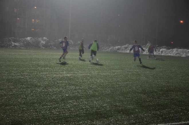 Ostrołęcka Amatorska Liga Piłki Nożnej 7: 1. kolejka (12.04.2013) - zdjęcie #16 - eOstroleka.pl