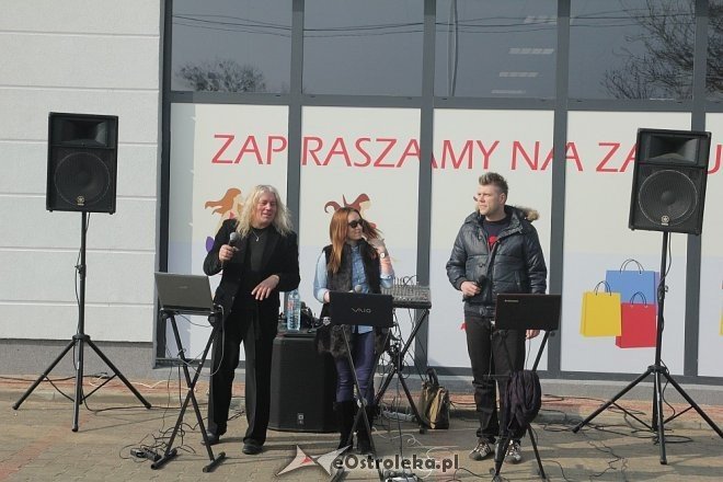 Marc-Pol przy I Armii Wojska Polskiego oficjalnie otwarty [13.04.2013] - zdjęcie #67 - eOstroleka.pl