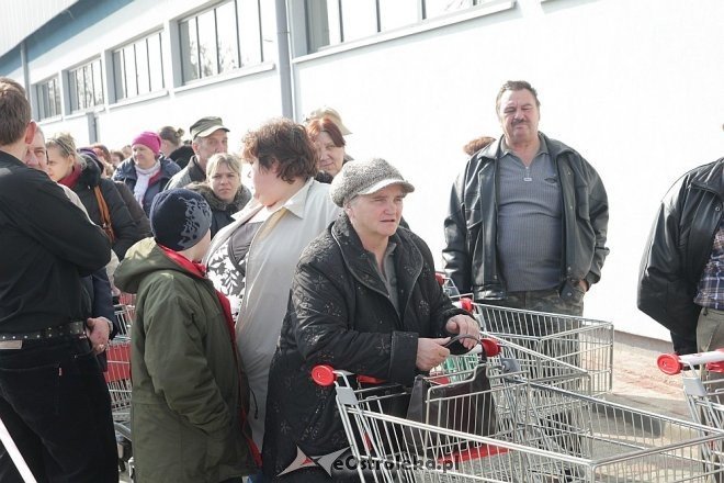 Marc-Pol przy I Armii Wojska Polskiego oficjalnie otwarty [13.04.2013] - zdjęcie #56 - eOstroleka.pl