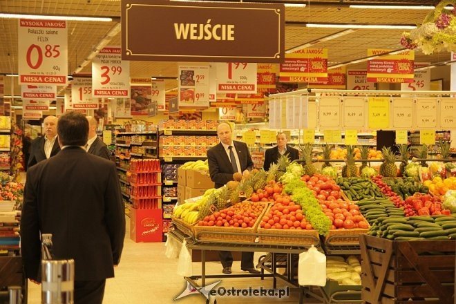 Marc-Pol przy I Armii Wojska Polskiego oficjalnie otwarty [13.04.2013] - zdjęcie #51 - eOstroleka.pl