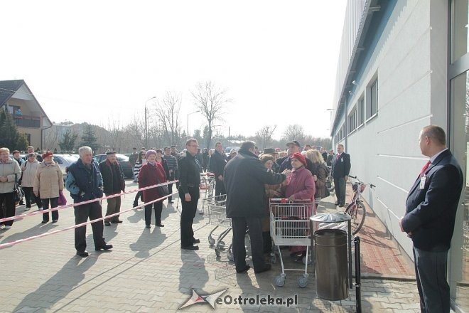 Marc-Pol przy I Armii Wojska Polskiego oficjalnie otwarty [13.04.2013] - zdjęcie #47 - eOstroleka.pl