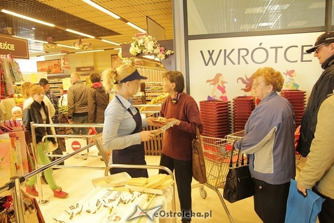Marc-Pol przy I Armii Wojska Polskiego oficjalnie otwarty [13.04.2013] - zdjęcie #14 - eOstroleka.pl