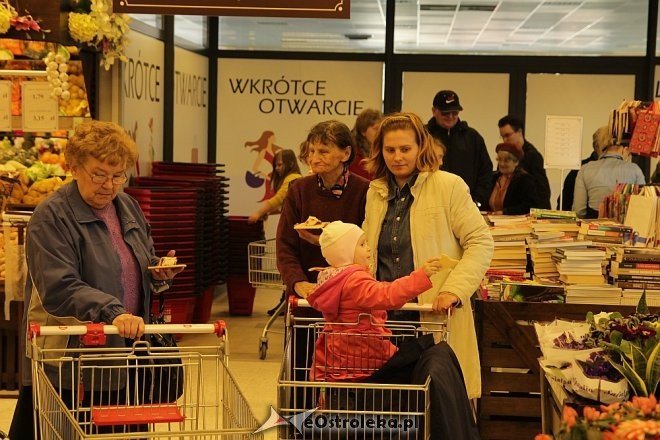 Marc-Pol przy I Armii Wojska Polskiego oficjalnie otwarty [13.04.2013] - zdjęcie #13 - eOstroleka.pl