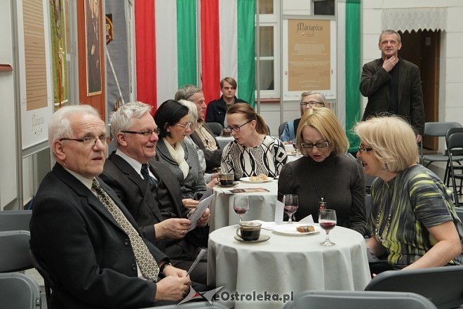 Finisaż wystawy Gloria Vicits [14.04.2013] - zdjęcie #27 - eOstroleka.pl