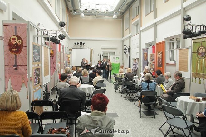 Finisaż wystawy Gloria Vicits [14.04.2013] - zdjęcie #13 - eOstroleka.pl