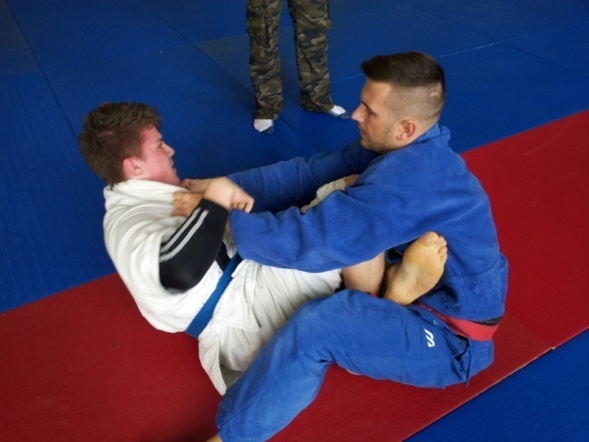 Mistrzostwa WSPol w Szczytnie w Brazylijskim Ju Jitsu (13.04.2013) - zdjęcie #8 - eOstroleka.pl