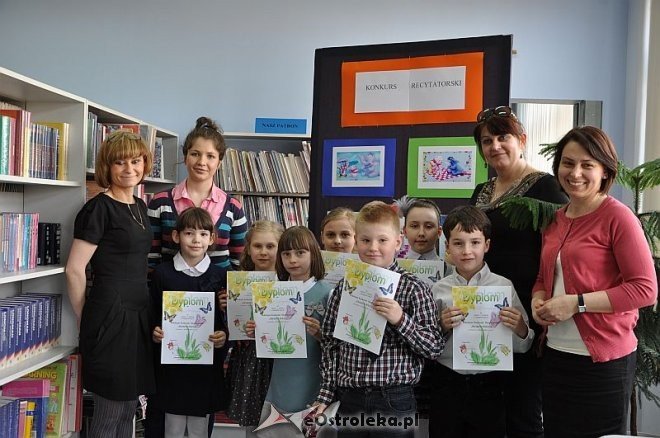 Szkolny Konkurs Recytatorski „Radość i piękno poezji”  - zdjęcie #1 - eOstroleka.pl