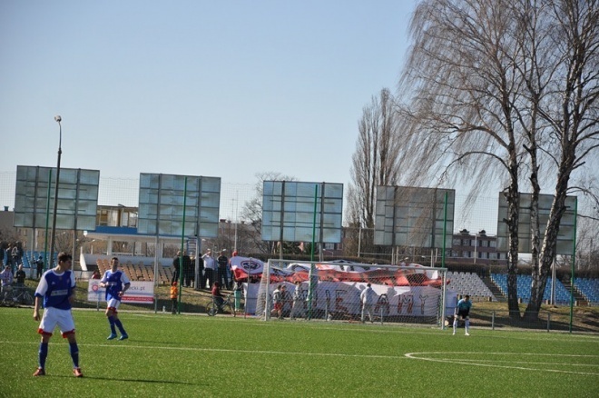 IV liga: Narew Ostrołęka - Huragan Wołomin (21.04.2013) - zdjęcie #8 - eOstroleka.pl
