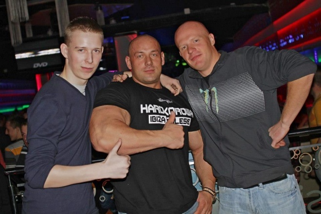 Hardkorowy Koksu w Ibizie [20.04.2013] - zdjęcie #31 - eOstroleka.pl