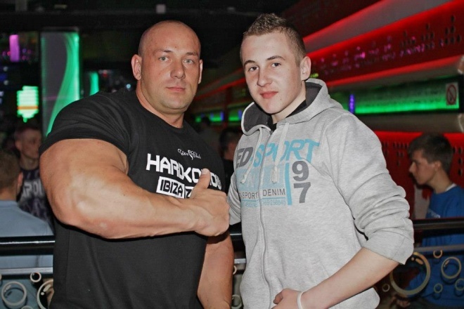 Hardkorowy Koksu w Ibizie [20.04.2013] - zdjęcie #22 - eOstroleka.pl
