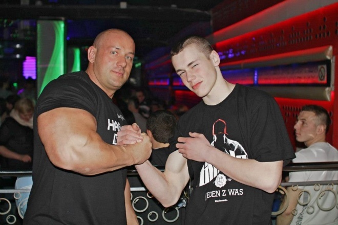 Hardkorowy Koksu w Ibizie [20.04.2013] - zdjęcie #15 - eOstroleka.pl
