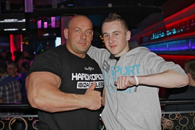 Hardkorowy Koksu w Ibizie [20.04.2013] - zdjęcie #3 - eOstroleka.pl