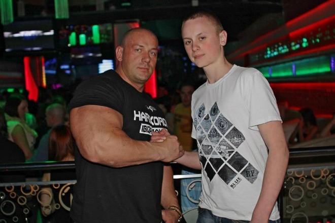 Hardkorowy Koksu w Ibizie [20.04.2013] - zdjęcie #1 - eOstroleka.pl