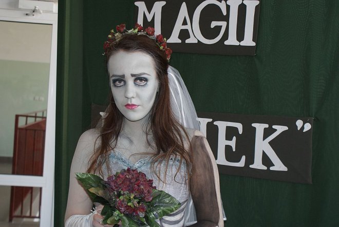 Konkurs Makijażu w Zespole Szkół Zawodowych nr 2 w Ostrołęce [20.04.2013] - zdjęcie #27 - eOstroleka.pl