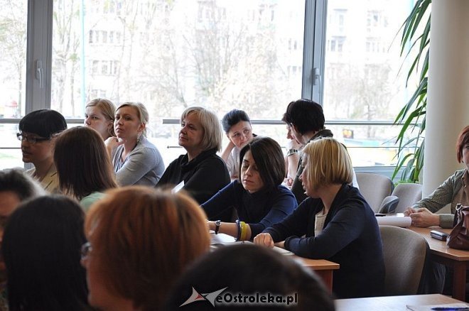 Spodkanie w Biblotece Pedagogicznej [23.04.2013] - zdjęcie #4 - eOstroleka.pl