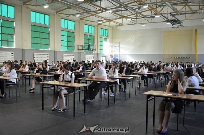 Egzaminy Gimnazjalne [24.04.2013] - zdjęcie #5 - eOstroleka.pl