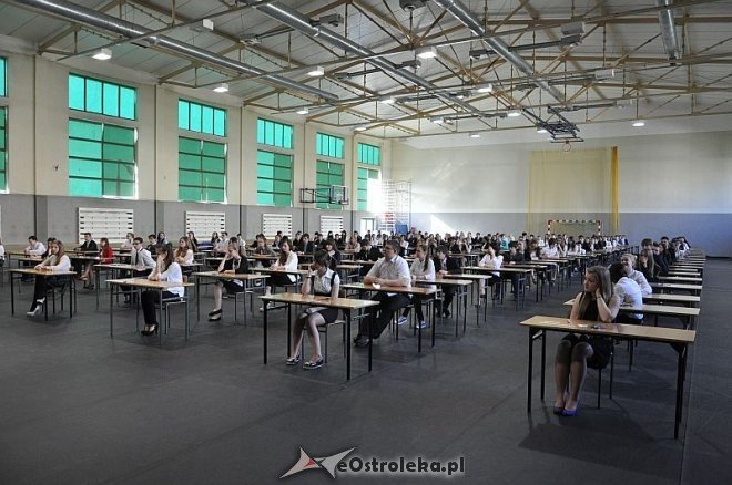Egzaminy Gimnazjalne [24.04.2013] - zdjęcie #7 - eOstroleka.pl