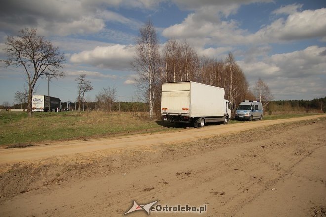 DK 61: Dwie ciężarówki zderzyły się w miejscowości Teodorowo [25.04.2013] - zdjęcie #8 - eOstroleka.pl