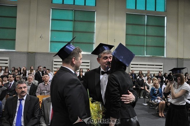 Uroczyste zakończenie roku szkolnego w III LO w Ostrołęce [25.04.2013] - zdjęcie #19 - eOstroleka.pl