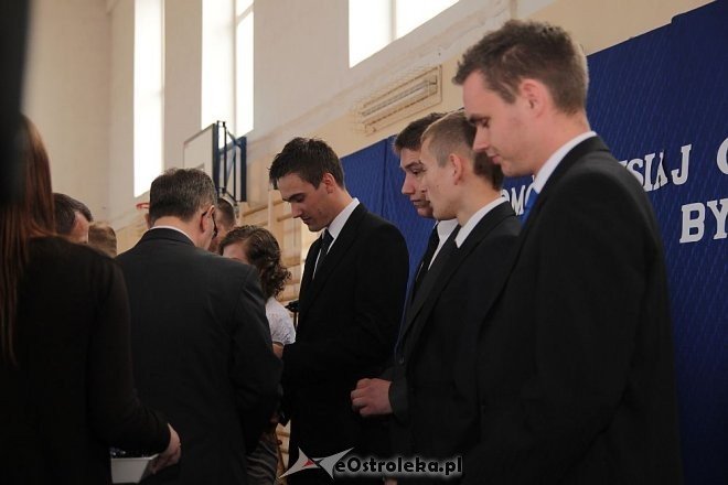 Zakończenie klas maturalnych 2013 w ZSZ nr 1 [26.04.2013] - zdjęcie #9 - eOstroleka.pl