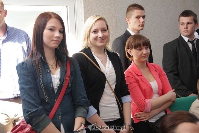 Zakończenie klas maturalnych 2013 w ZSZ nr 3 [26.04.2013] - zdjęcie #55 - eOstroleka.pl