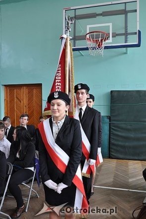 Zakończenie roku szkolenego dla klas maturalnych w ZSZ nr 2 w Ostrołęce [26.04.2013] - zdjęcie #11 - eOstroleka.pl