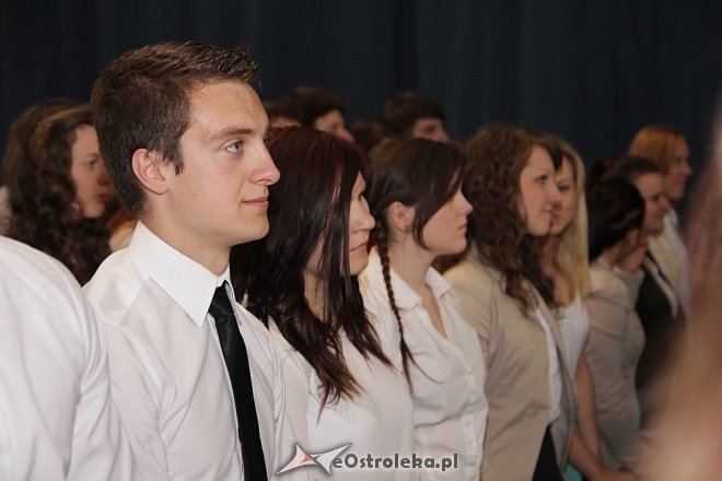 ZSZ nr 4: Zakończenie roku szkolnego klas maturalnych [26.04.2013] - zdjęcie #40 - eOstroleka.pl
