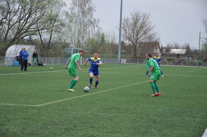 Liga okręgowa: Korona HiD Ostrołęka - GKS Strzegowo (27.04.2013) - zdjęcie #29 - eOstroleka.pl