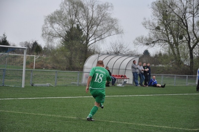 Liga okręgowa: Korona HiD Ostrołęka - GKS Strzegowo (27.04.2013) - zdjęcie #24 - eOstroleka.pl