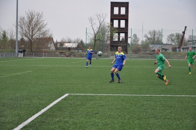 Liga okręgowa: Korona HiD Ostrołęka - GKS Strzegowo (27.04.2013) - zdjęcie #18 - eOstroleka.pl