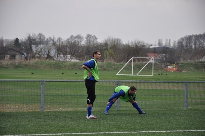 Liga okręgowa: Korona HiD Ostrołęka - GKS Strzegowo (27.04.2013) - zdjęcie #15 - eOstroleka.pl