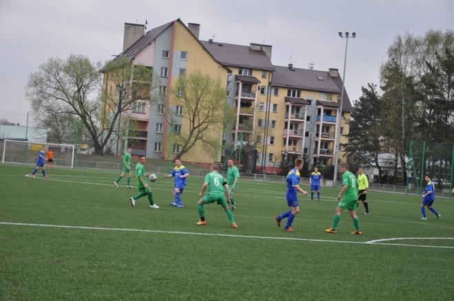 Liga okręgowa: Korona HiD Ostrołęka - GKS Strzegowo (27.04.2013) - zdjęcie #13 - eOstroleka.pl