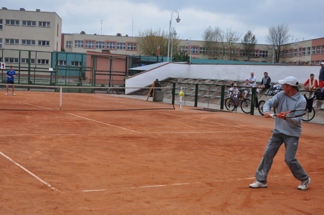 Turniej otwarcia sezonu OPEN - tenis ziemny (27.04.2013) - zdjęcie #22 - eOstroleka.pl