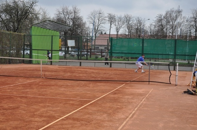 Turniej otwarcia sezonu OPEN - tenis ziemny (27.04.2013) - zdjęcie #9 - eOstroleka.pl