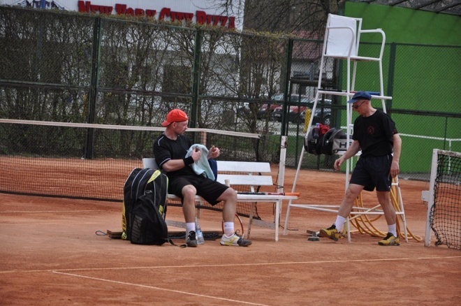 Turniej otwarcia sezonu OPEN - tenis ziemny (27.04.2013) - zdjęcie #2 - eOstroleka.pl