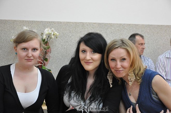 Zakończenie roku szkolnego maturzystów w SIGiE w Ostrołęce [30.04.2013] - zdjęcie #3 - eOstroleka.pl