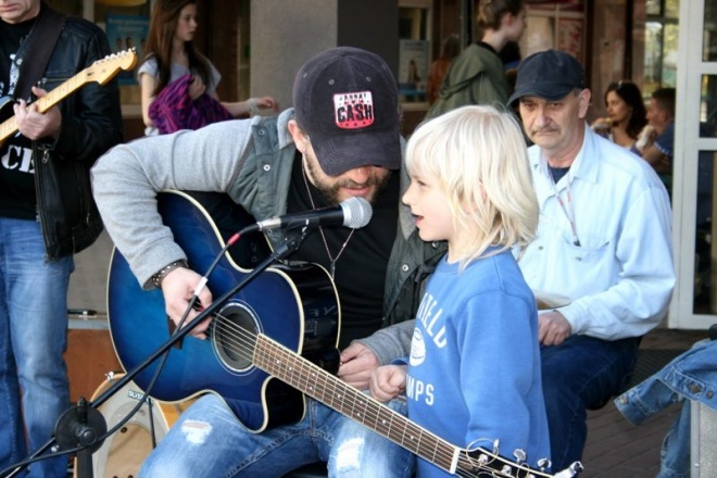 Droga Na Ostrołękę w Święto Pracy - zdjęcie #4 - eOstroleka.pl