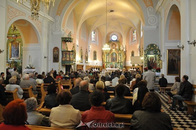 Powiatowe obchody święta Konstytucji 3 Maja [03.05.2013] - zdjęcie #3 - eOstroleka.pl