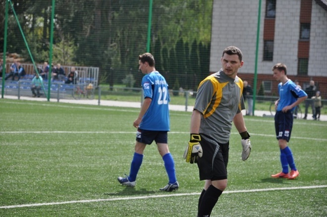 Korona HiD Ostrołęka - Orzeł Sypniewo (04.05.2013) - zdjęcie #26 - eOstroleka.pl