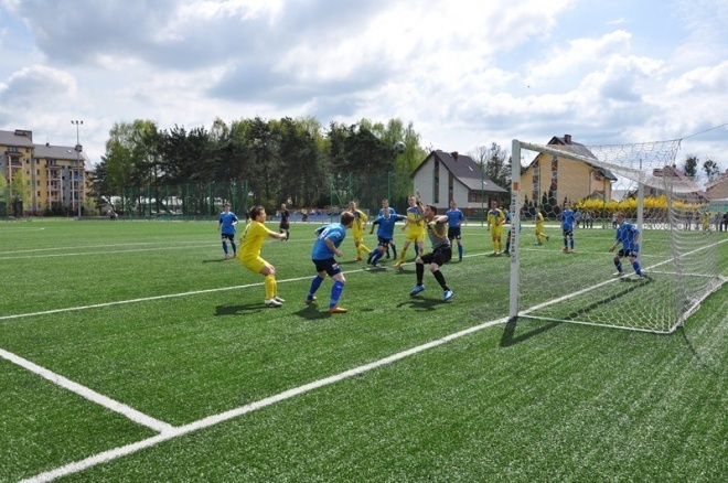 Korona HiD Ostrołęka - Orzeł Sypniewo (04.05.2013) - zdjęcie #18 - eOstroleka.pl