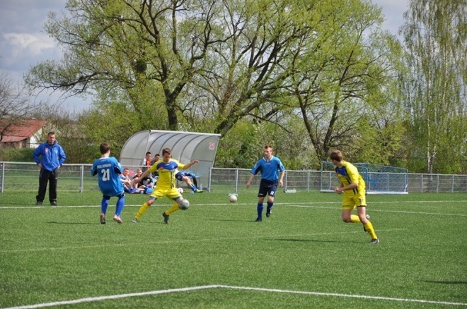 Korona HiD Ostrołęka - Orzeł Sypniewo (04.05.2013) - zdjęcie #15 - eOstroleka.pl