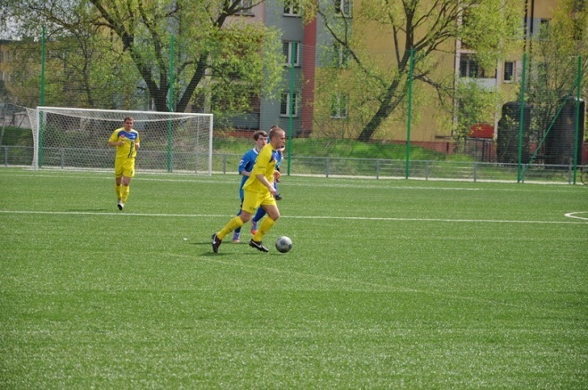 Korona HiD Ostrołęka - Orzeł Sypniewo (04.05.2013) - zdjęcie #13 - eOstroleka.pl