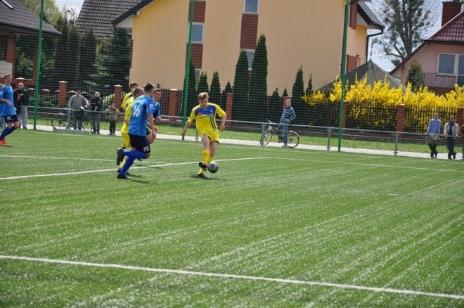 Korona HiD Ostrołęka - Orzeł Sypniewo (04.05.2013) - zdjęcie #12 - eOstroleka.pl