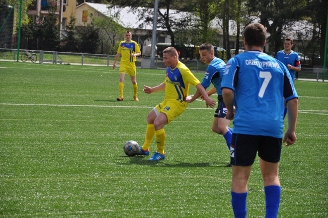 Korona HiD Ostrołęka - Orzeł Sypniewo (04.05.2013) - zdjęcie #6 - eOstroleka.pl