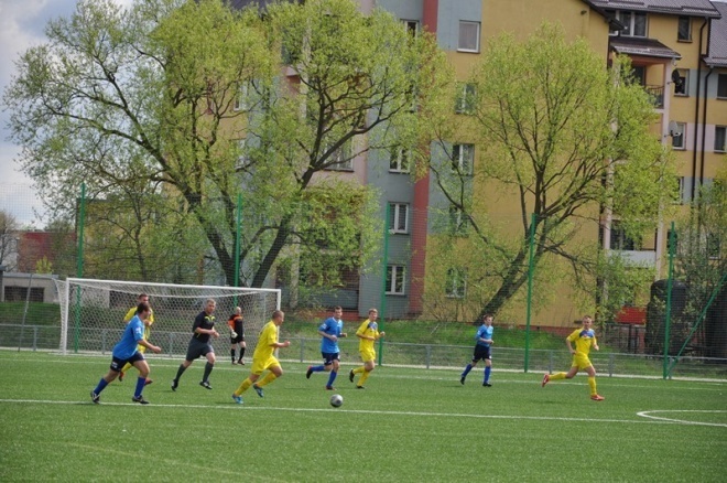 Korona HiD Ostrołęka - Orzeł Sypniewo (04.05.2013) - zdjęcie #1 - eOstroleka.pl