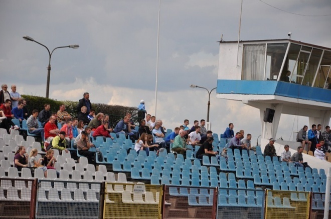 Narew Ostrołęka - MKS Przasnysz (04.05.2013) - zdjęcie #25 - eOstroleka.pl