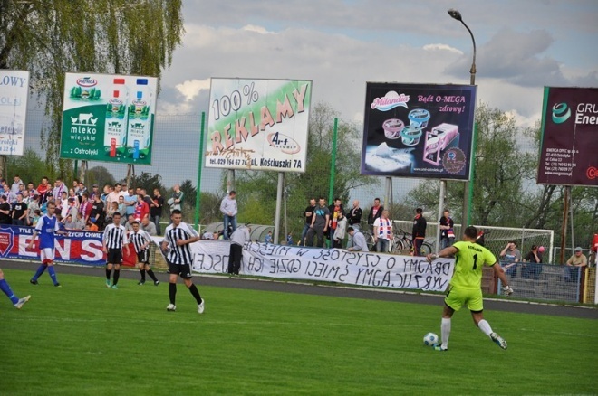 Narew Ostrołęka - MKS Przasnysz (04.05.2013) - zdjęcie #3 - eOstroleka.pl