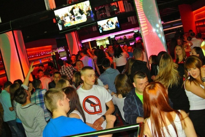 Cliver w klubie Ibiza w Zalesiu [04.05.2013] - zdjęcie #3 - eOstroleka.pl