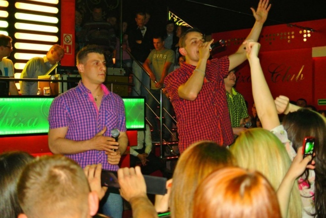 Cliver w klubie Ibiza w Zalesiu [04.05.2013] - zdjęcie #17 - eOstroleka.pl