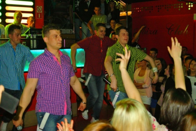 Cliver w klubie Ibiza w Zalesiu [04.05.2013] - zdjęcie #15 - eOstroleka.pl